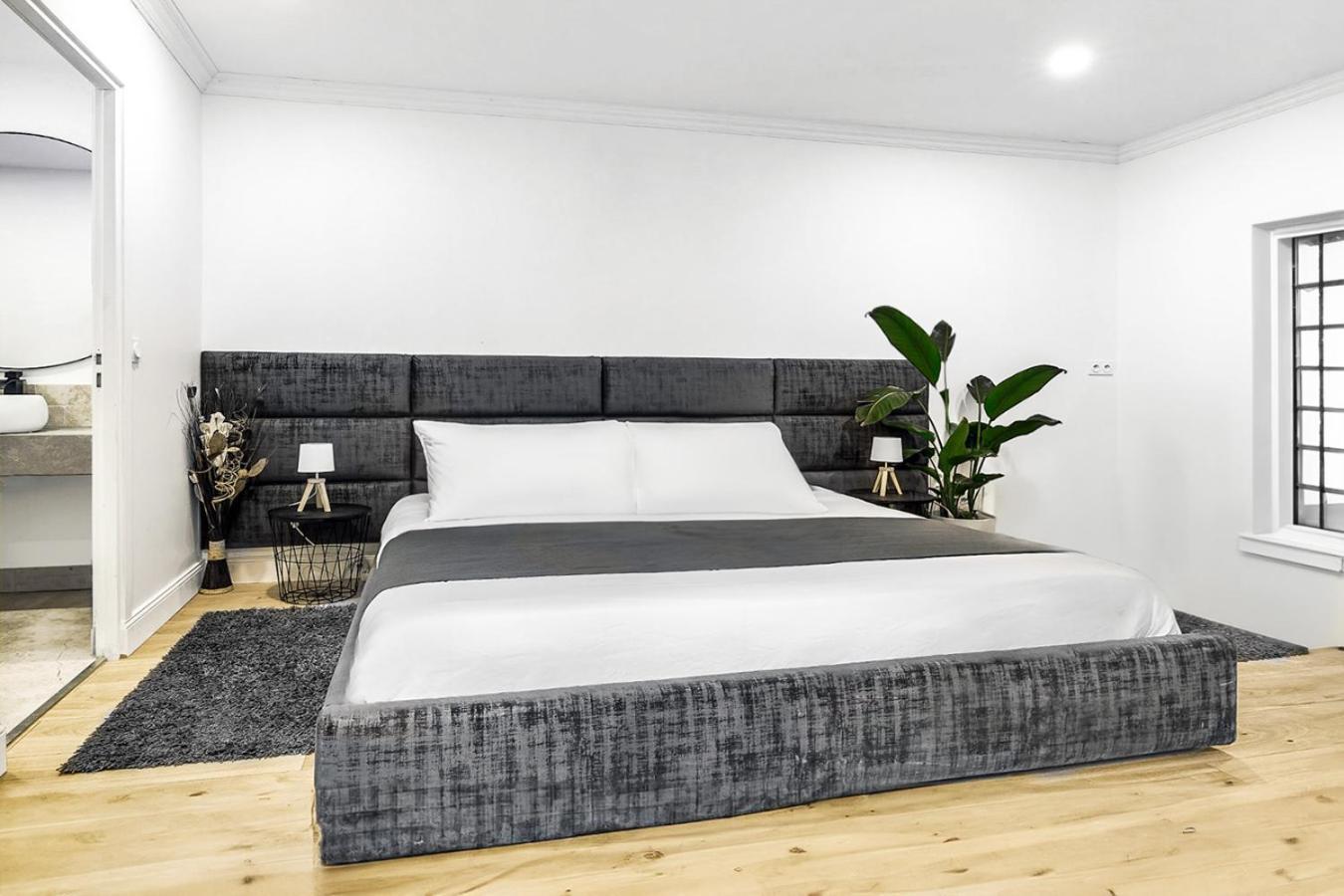 Maya Appartements & Suites Cosne-Cours-Sur-Loire ห้อง รูปภาพ