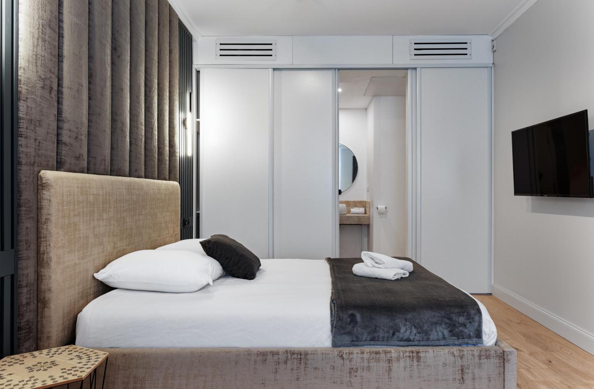 Maya Appartements & Suites Cosne-Cours-Sur-Loire ภายนอก รูปภาพ